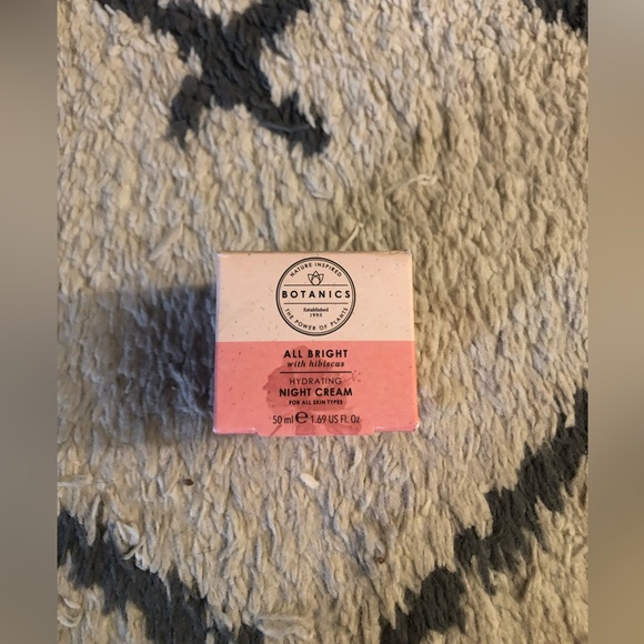 Botanics All Bright Hydrating Night Cream - Picture 1 of 7